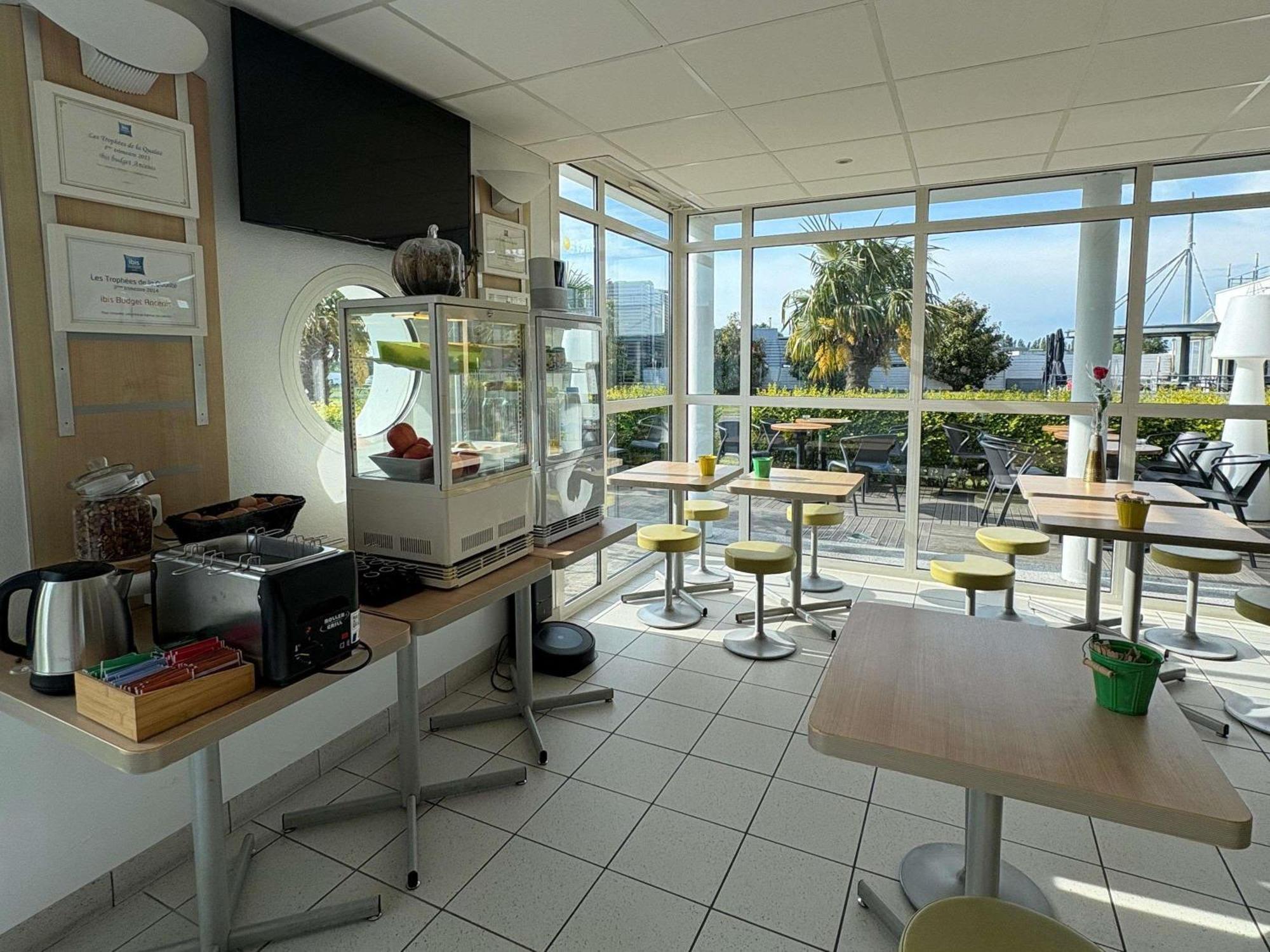 Ibis Budget Ancenis Mesanger Exterior photo