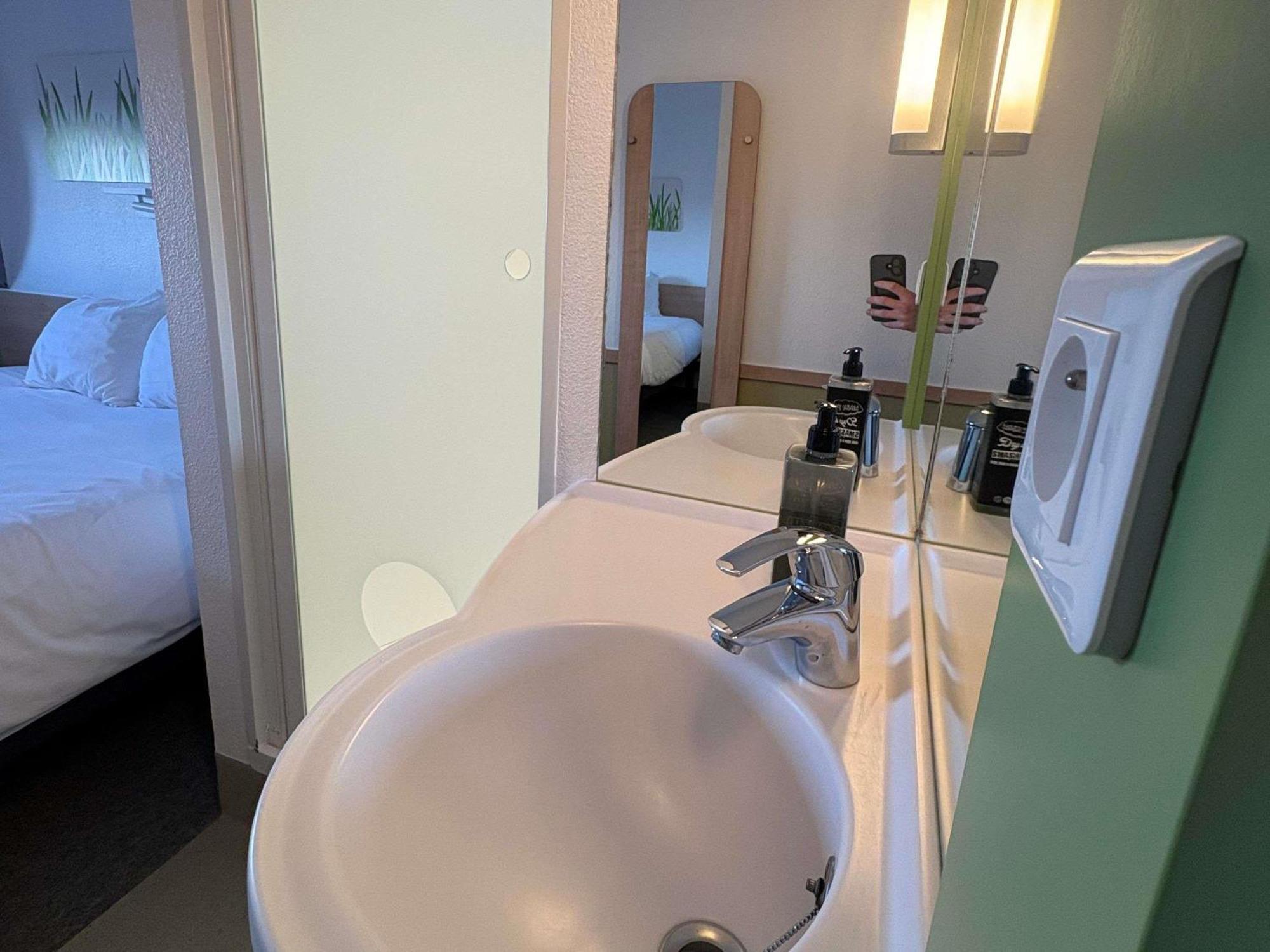 Ibis Budget Ancenis Mesanger Exterior photo